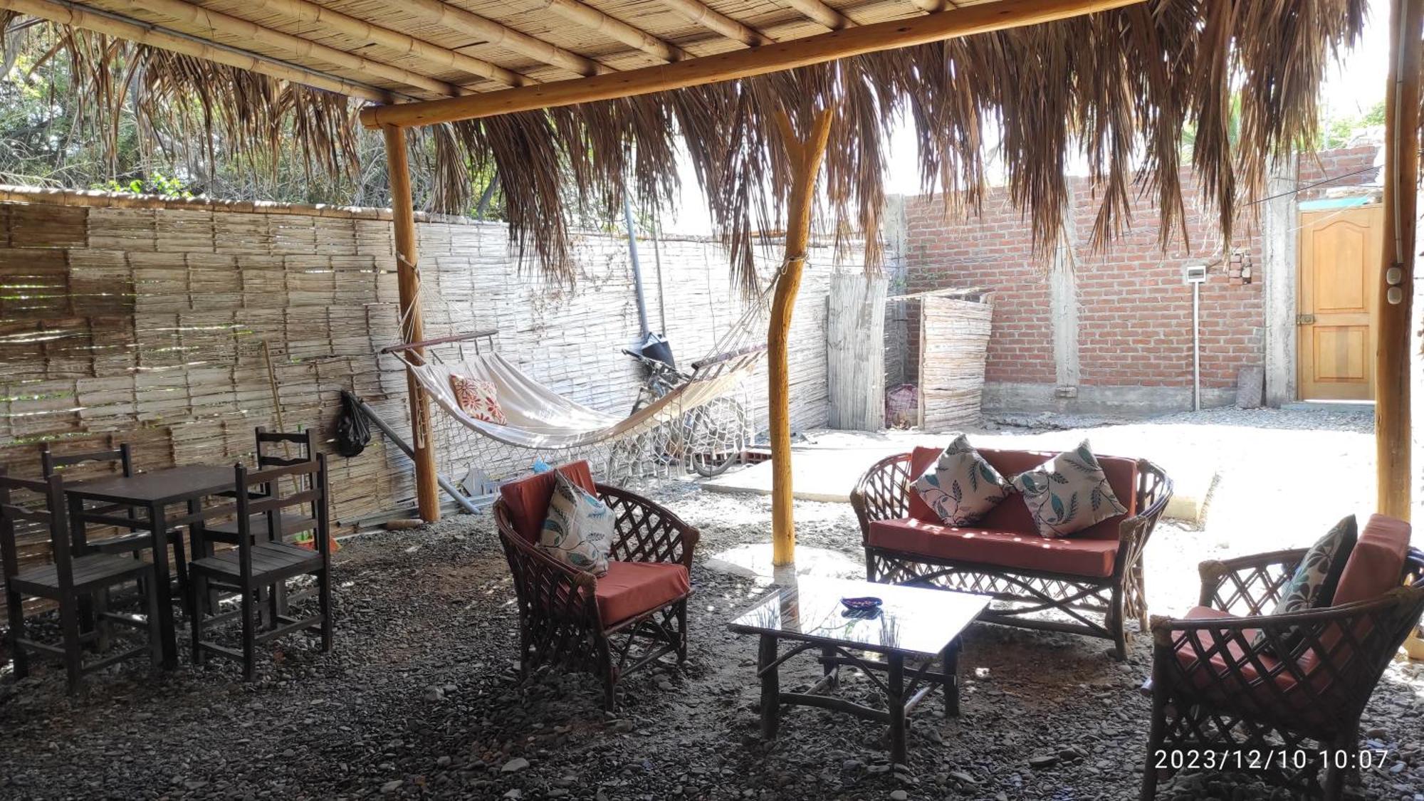 La Casa De Joan Apartment Mancora Luaran gambar